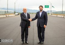 دیدار با معاون نخست وزیر آذربایجان در نقطه صفر مرزی آستار