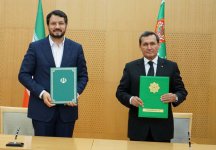 نشست اختتامیه کمیسیون مشترک ایران و ترکمنستان و امضای اسناد همکاری
