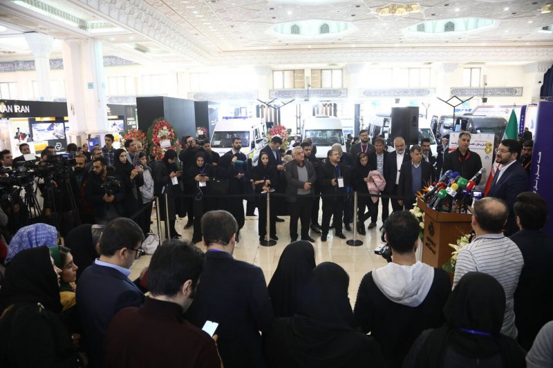 در جمع خبرنگاران در هفتمین نمایشگاه حمل‌ونقل، لجستیک و صنایع وابسته